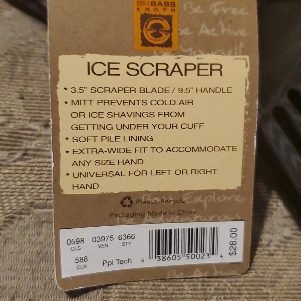 Fuzzy lined ice scraper! - Picture 6 of 7